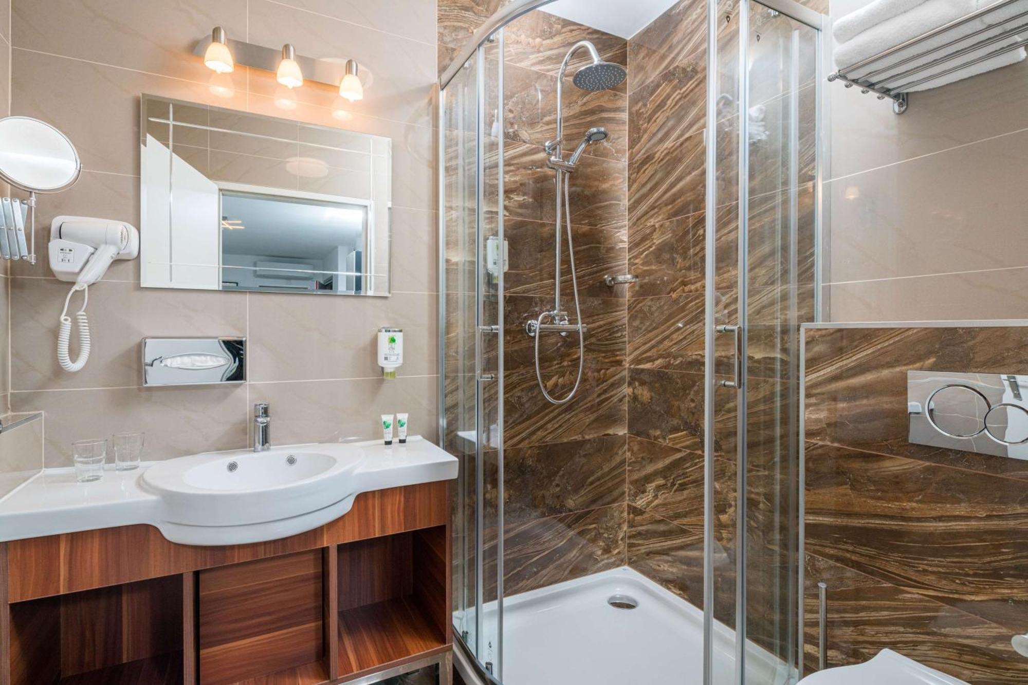 Best Western Plus Celebrity Suites Wien Exteriör bild